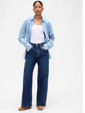 NWT. Gap Factory dark wash sweatpant jeans.